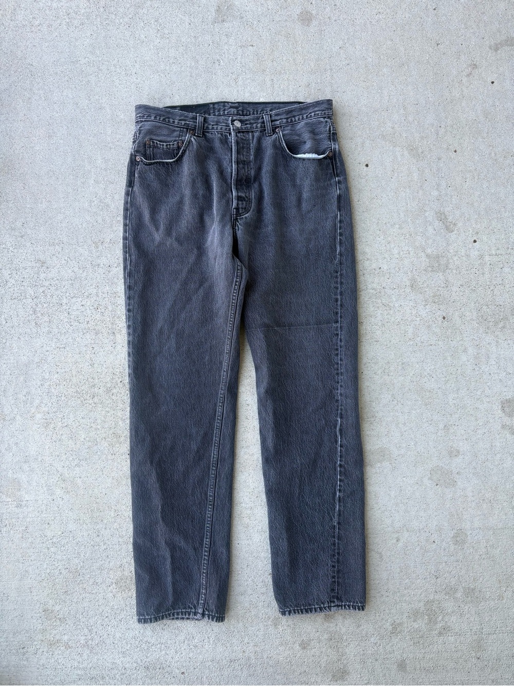 Vintage 90s 1995 Levi’s 501 xx Faded Black Charcoal Jeans 36x33 - Picture 2 of 10